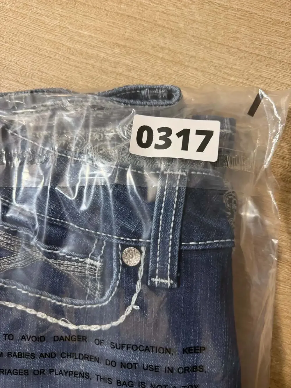 Ariat REAL Denim Women's Bootcut Jeans with Contrast Stitching